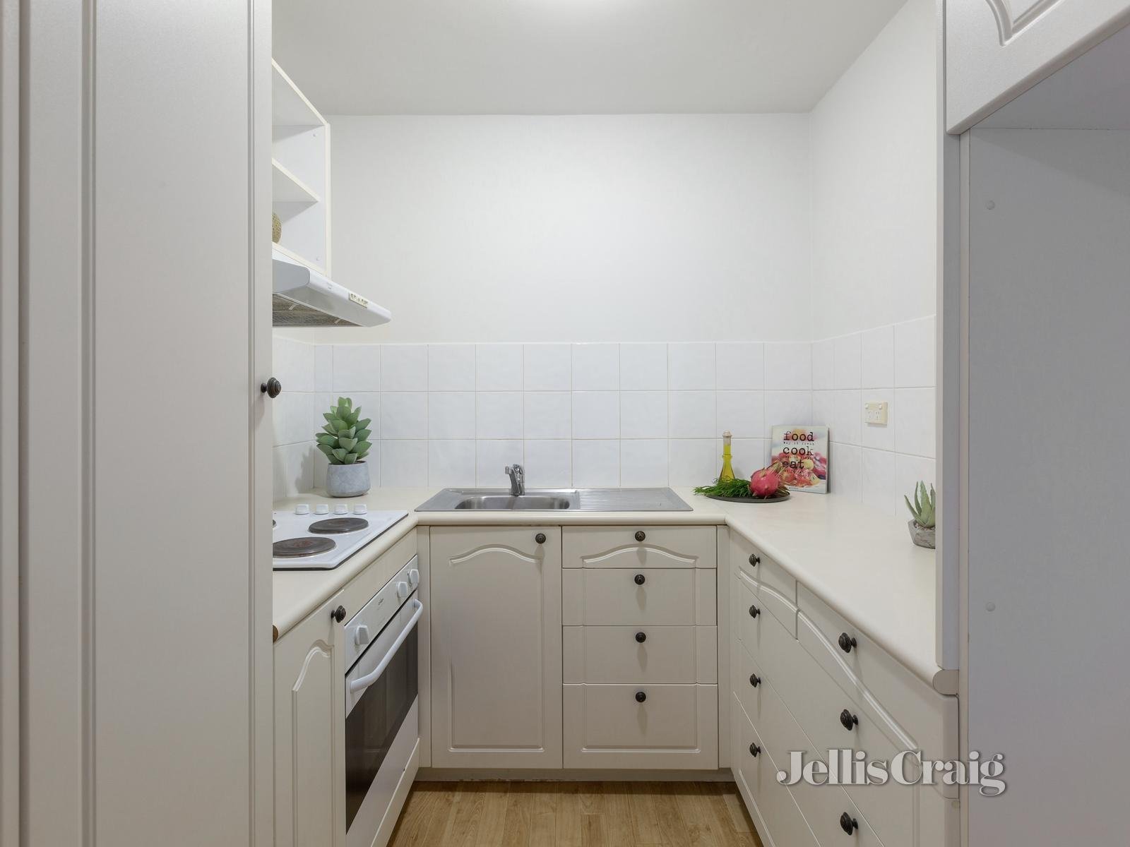 3/10 Highbury Grove, Prahran image 5