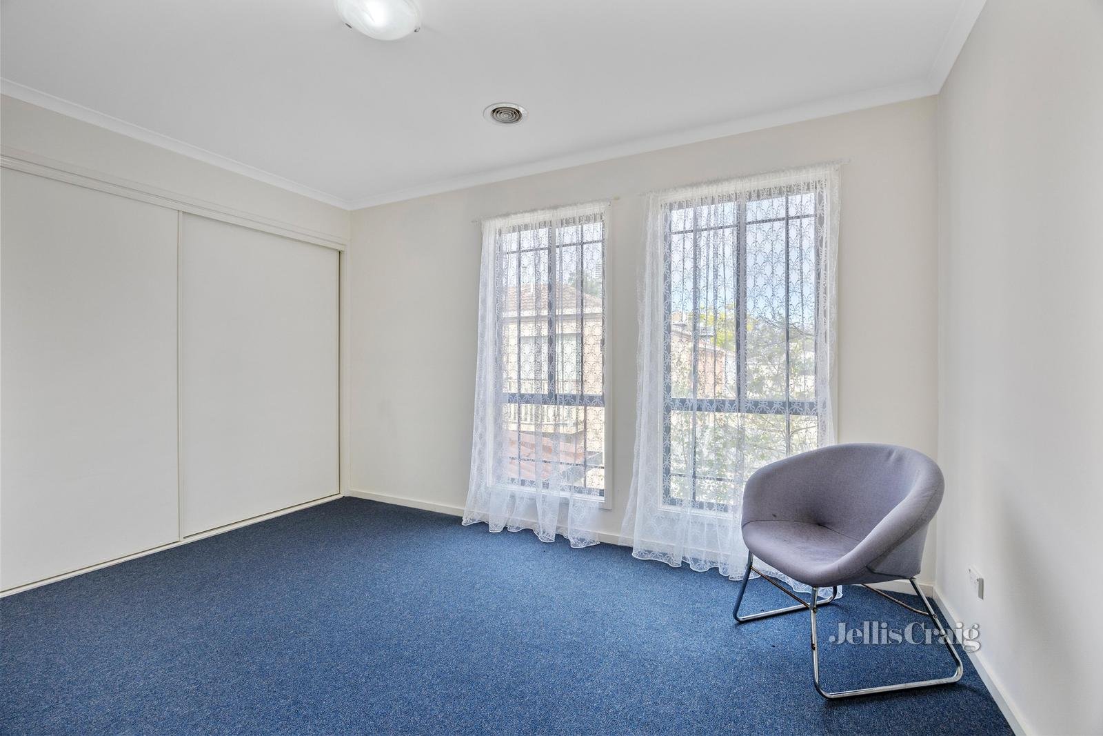 3/10 Houston Court, Box Hill South image 8