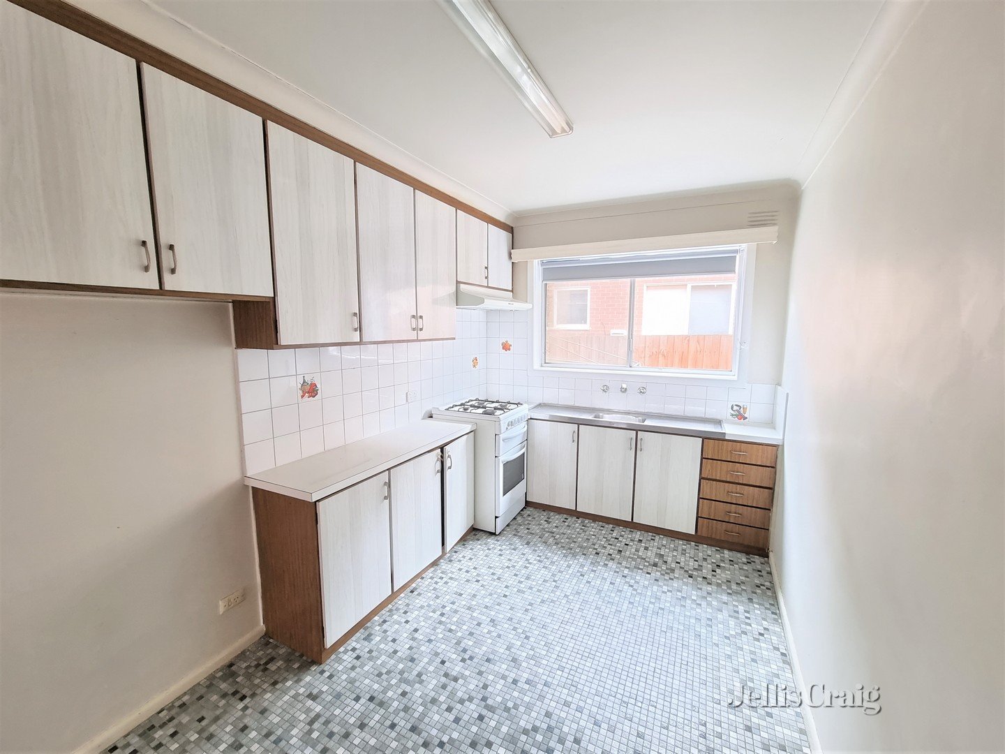 3/10 Kemp Street, Thornbury image 2