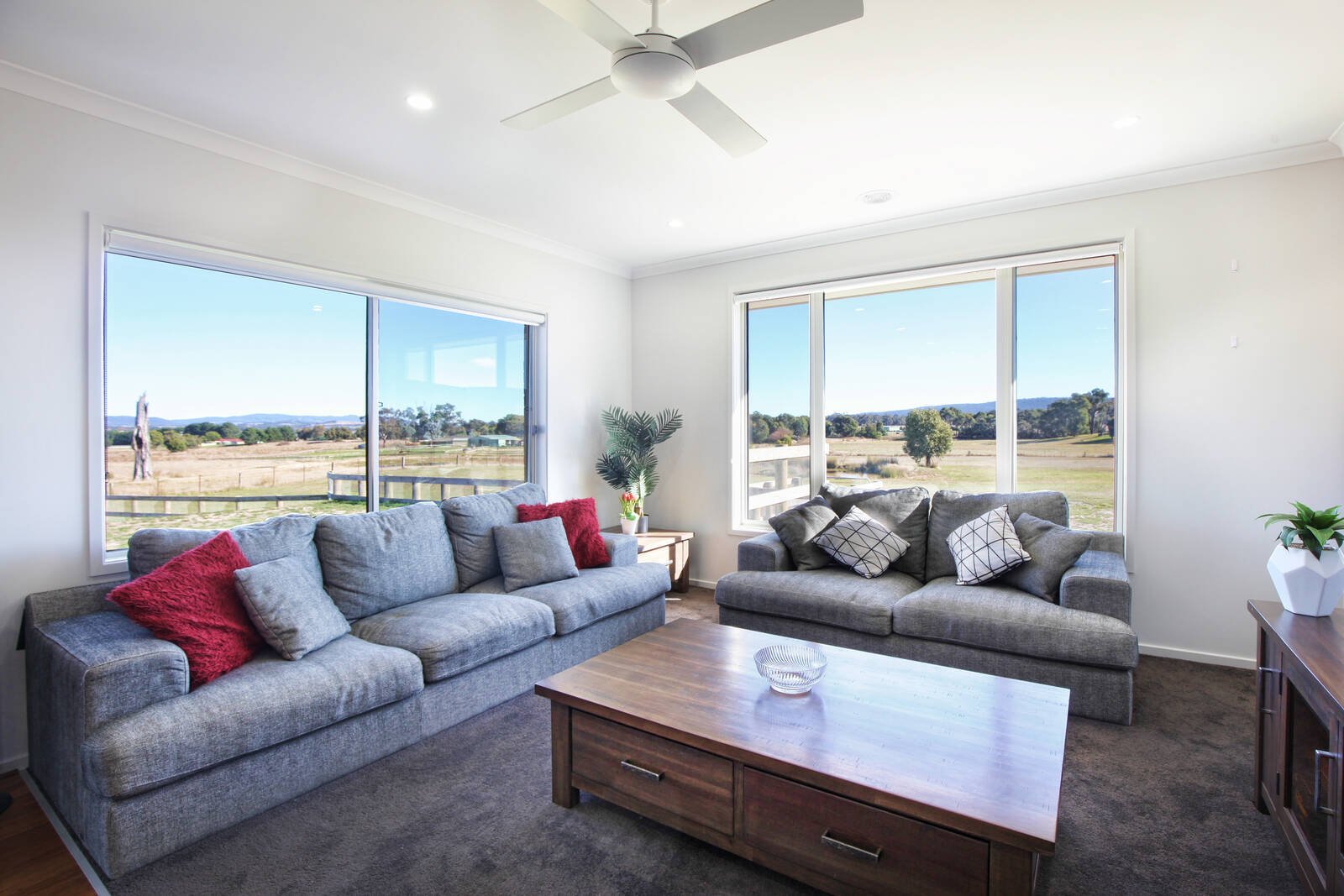 Property Gallery Thumbnail 10