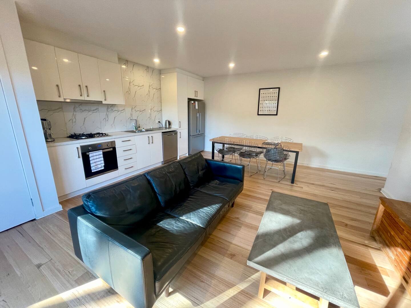 3/10 Leigh Street, Footscray image 8