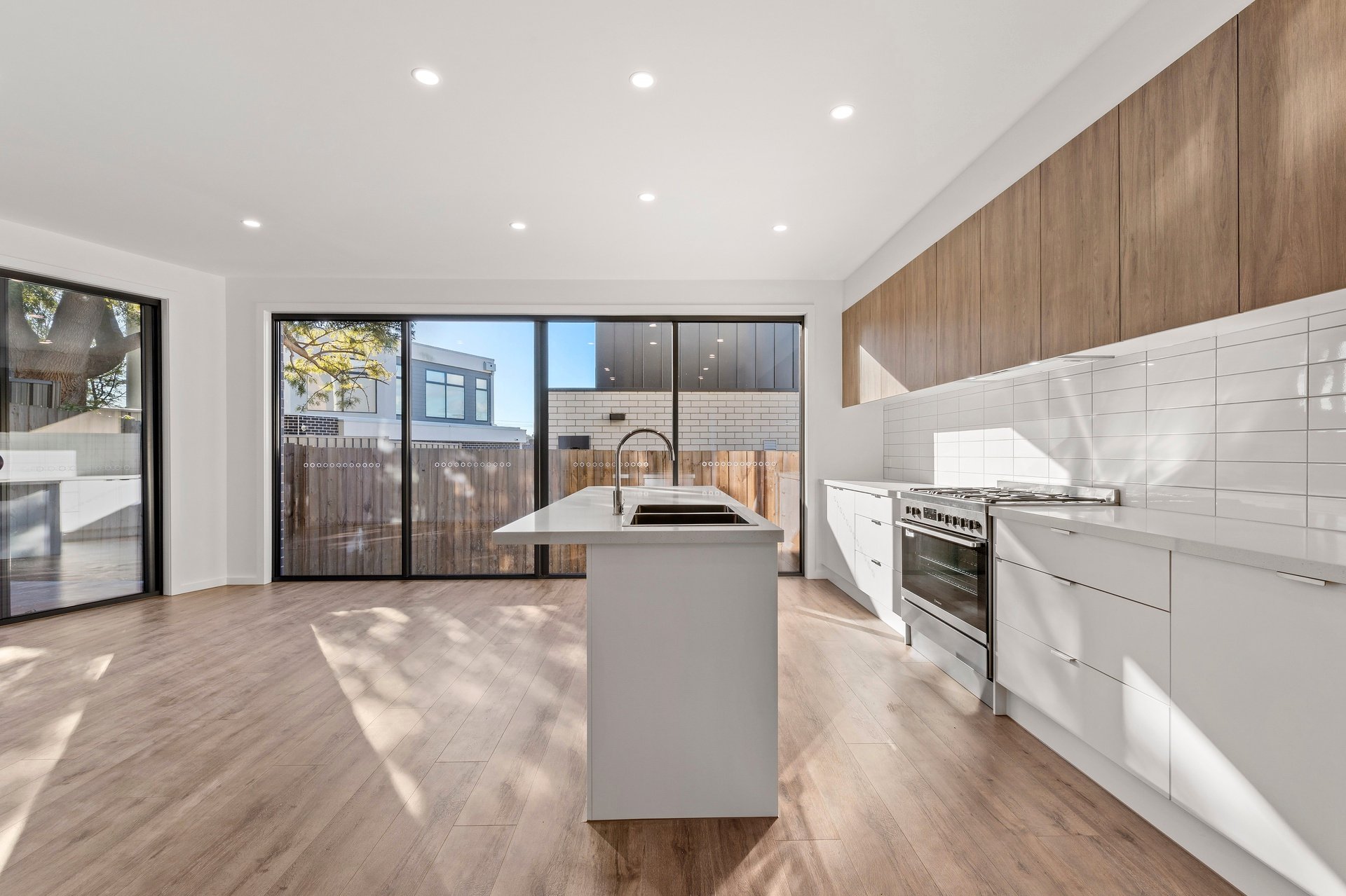 3/10 Mines Road, Ringwood East image 2