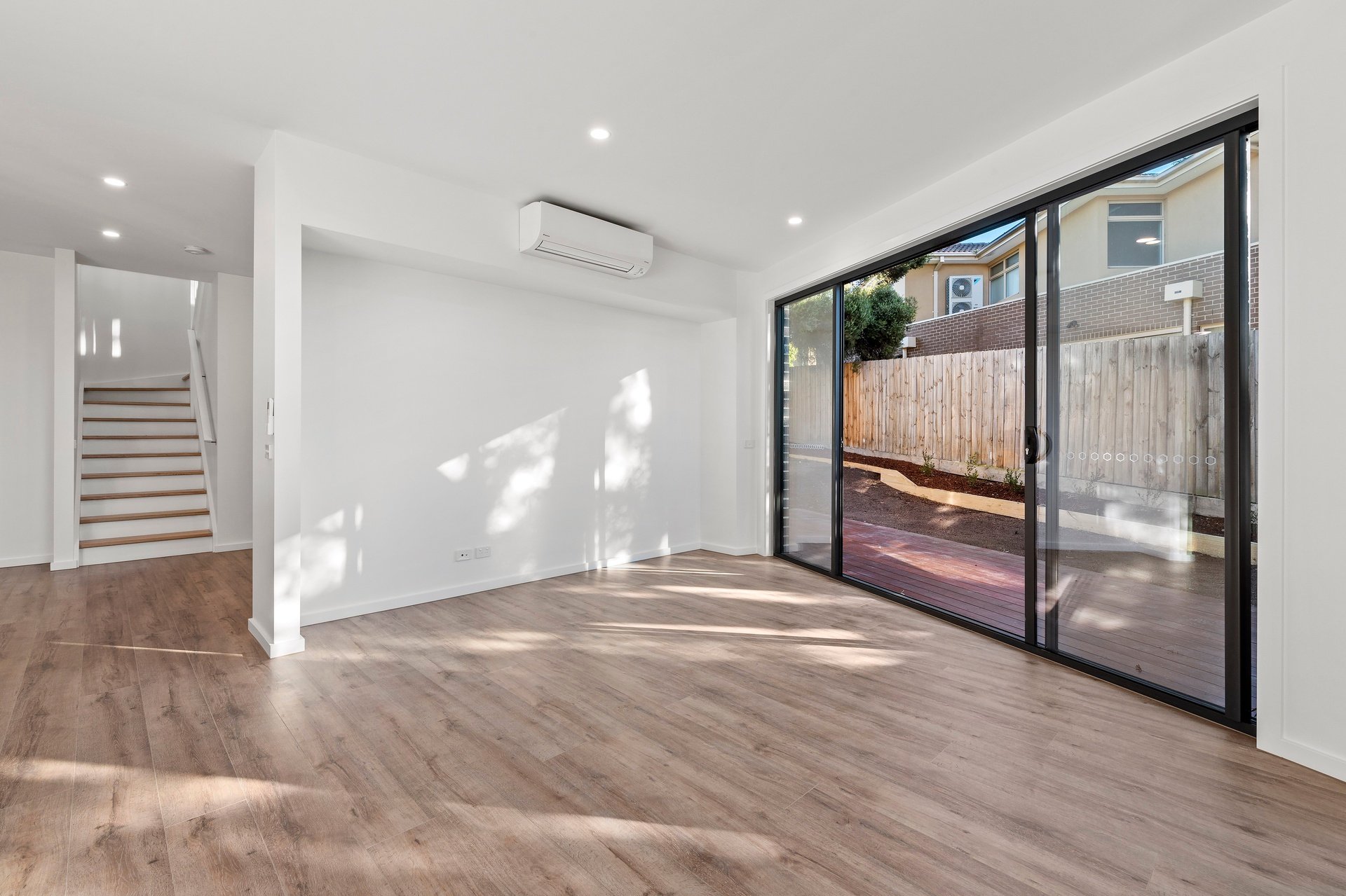 3/10 Mines Road, Ringwood East image 3