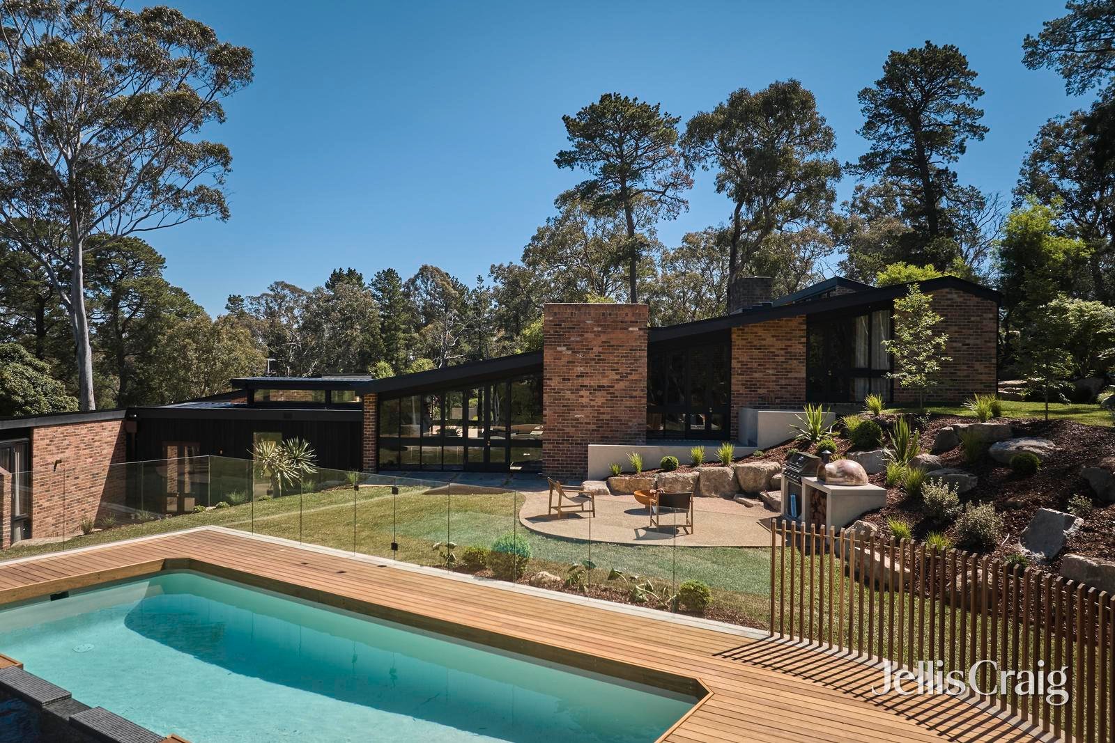 310 Reynolds Road, Research image 26