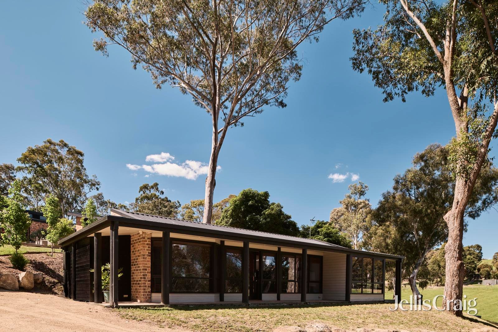 310 Reynolds Road, Research image 27
