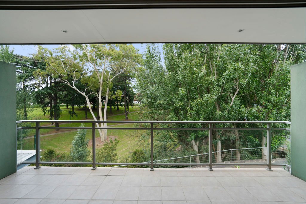 Property Gallery Thumbnail 8