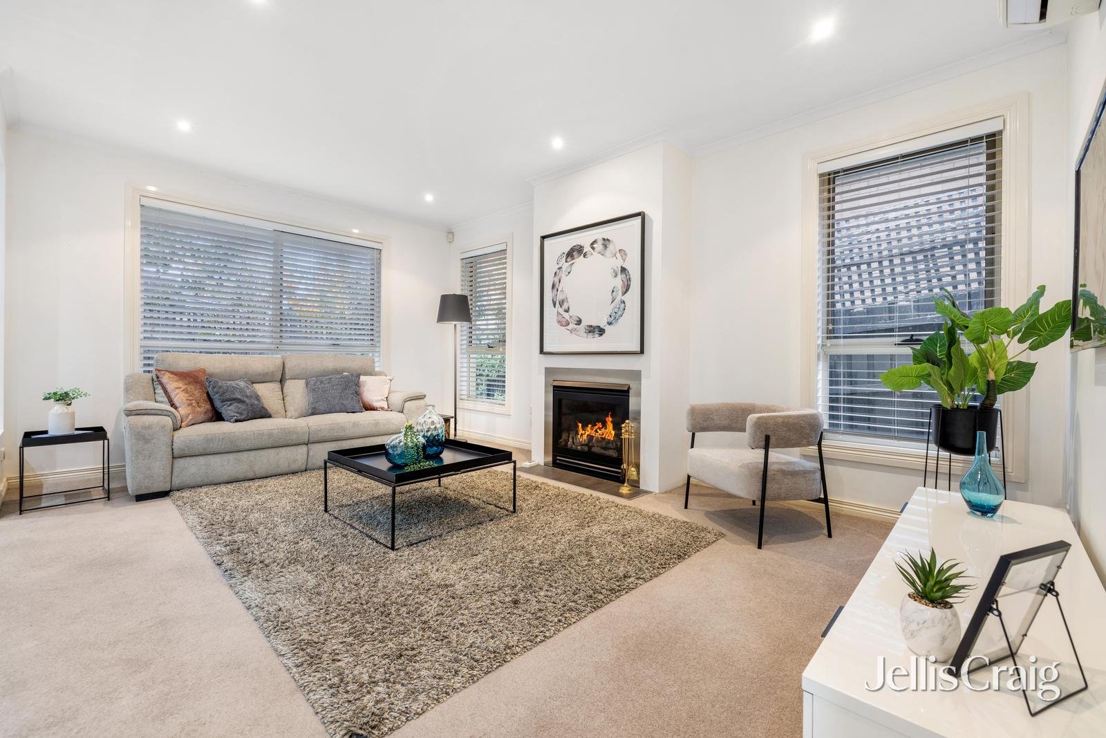 3/10 Tennyson Street, Burwood image 2