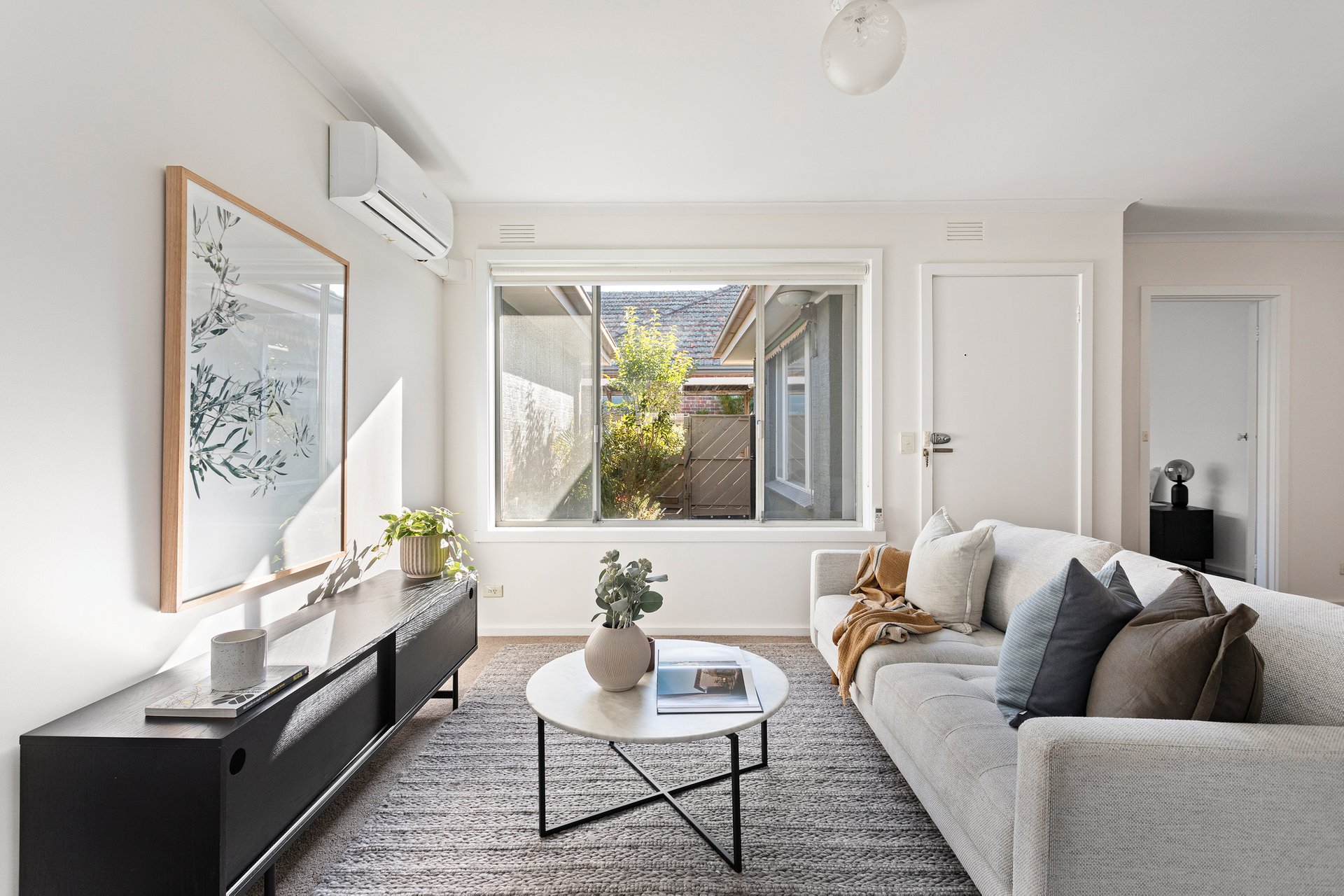 Property Gallery - Main Image