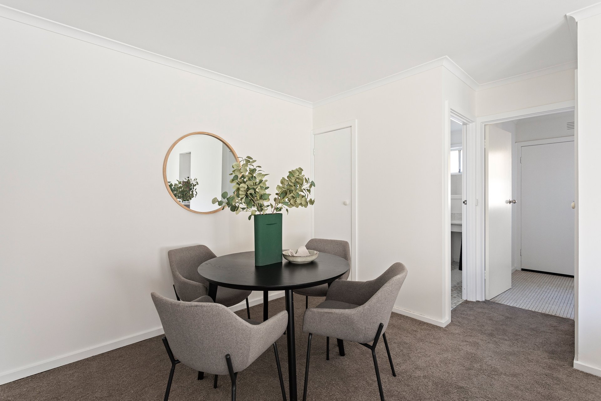 Property Gallery Thumbnail 4