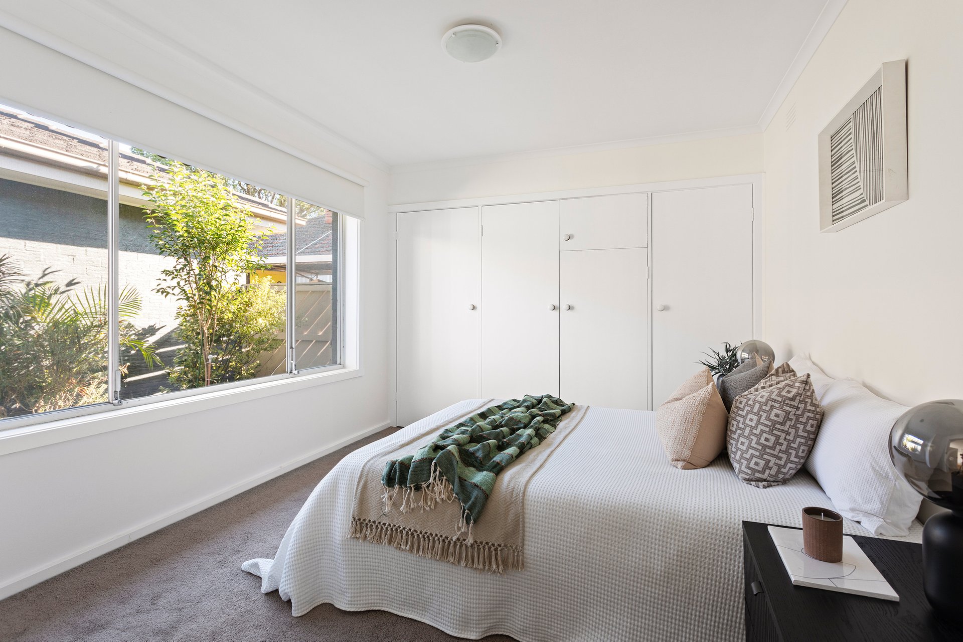 Property Gallery Thumbnail 6