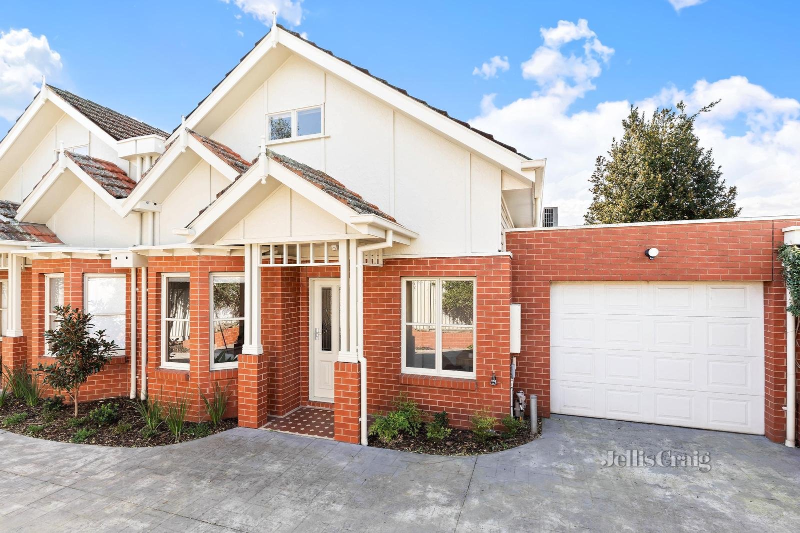 3/10 Waxman Parade, Brunswick West image 1