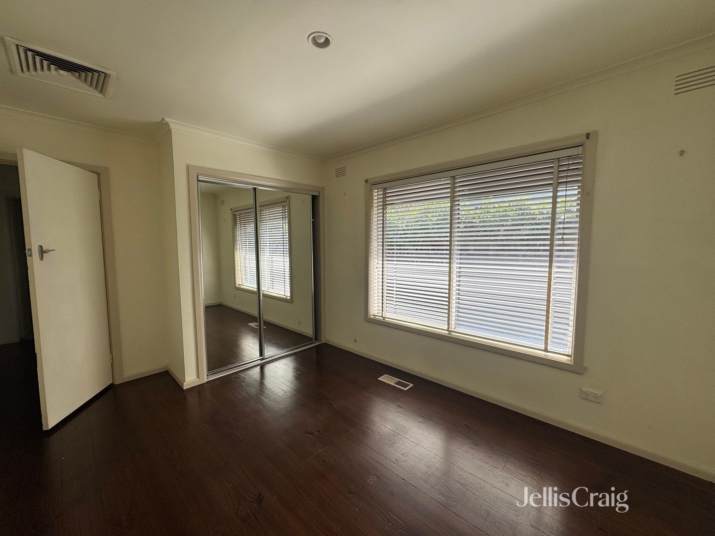 3/100 The Grove, Coburg image 6