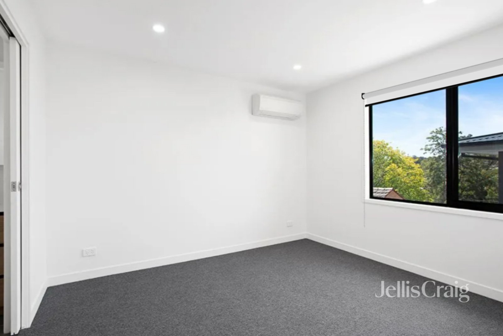 3/101 Hailes Street, Greensborough image 6