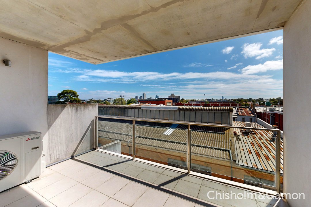 310/126 Chapel Street, St Kilda image 4