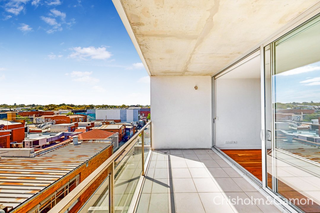 310/126 Chapel Street, St Kilda image 5