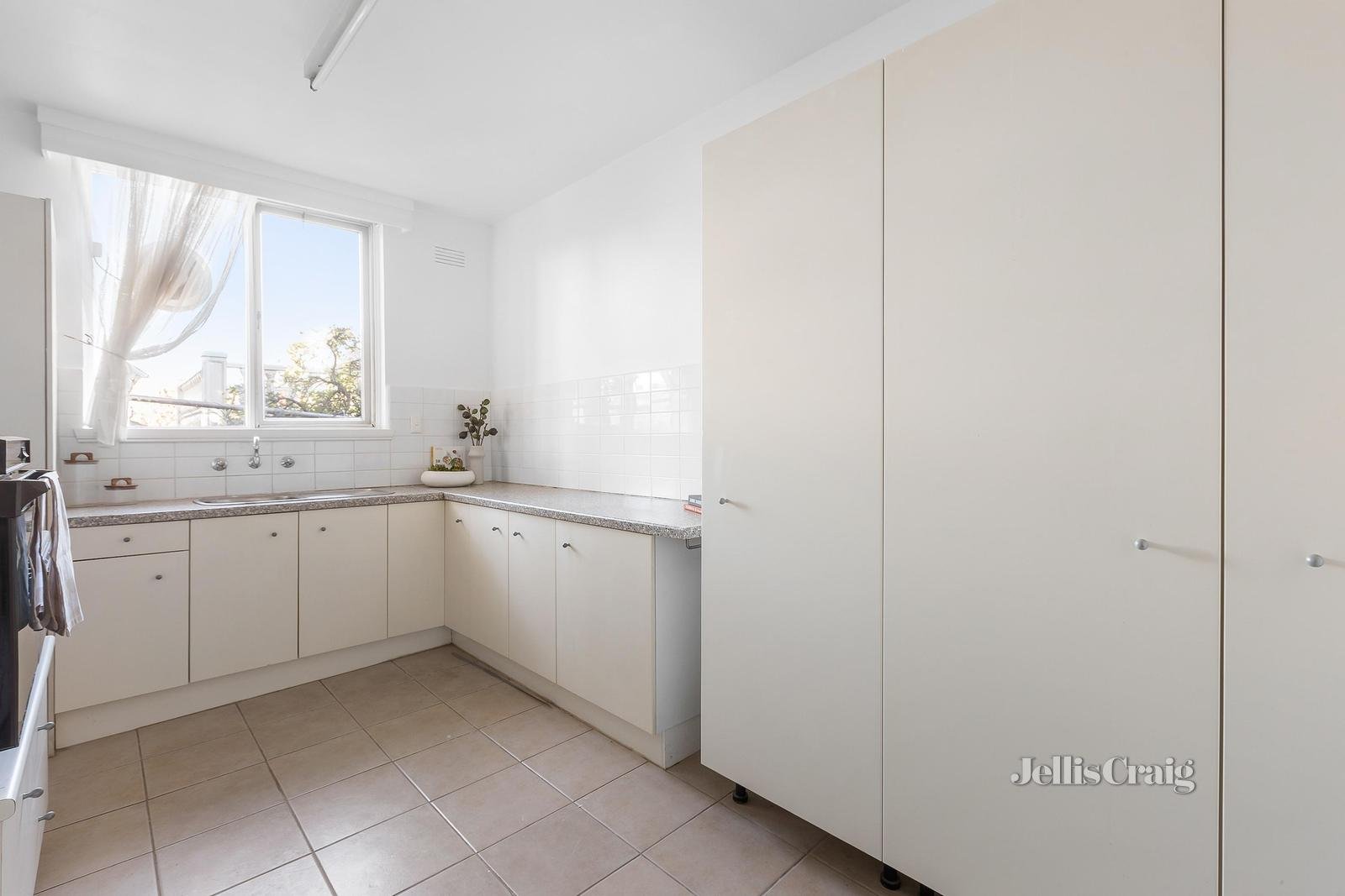 3/1021 Toorak Road, Camberwell image 3