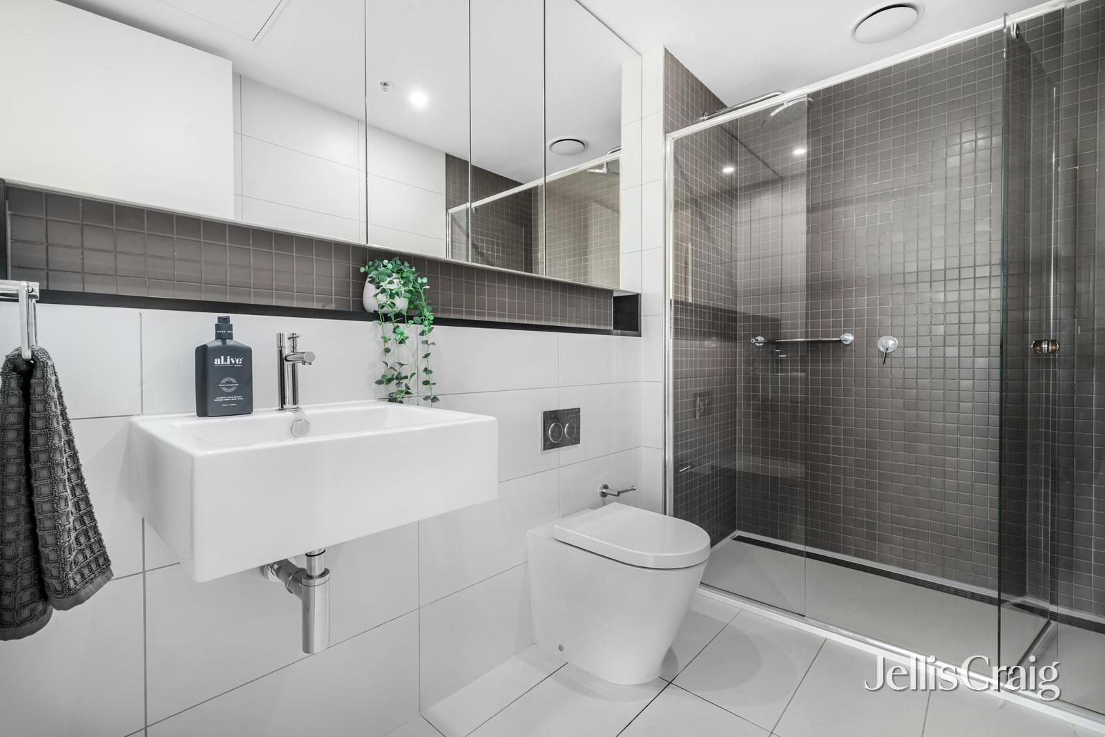 310/3 Tannock Street, Balwyn North image 7