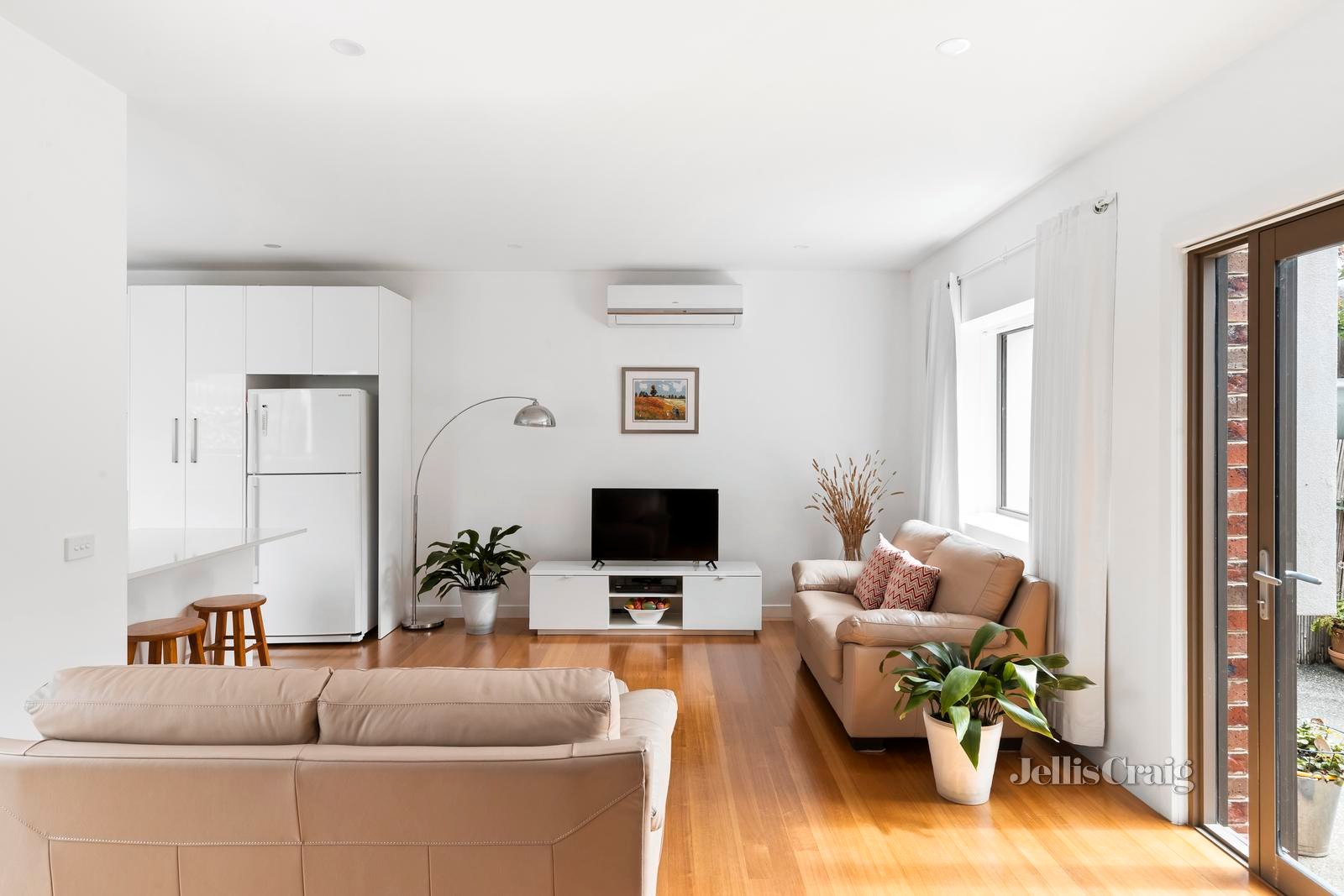 3/105 Arthurton Road, Northcote image 2