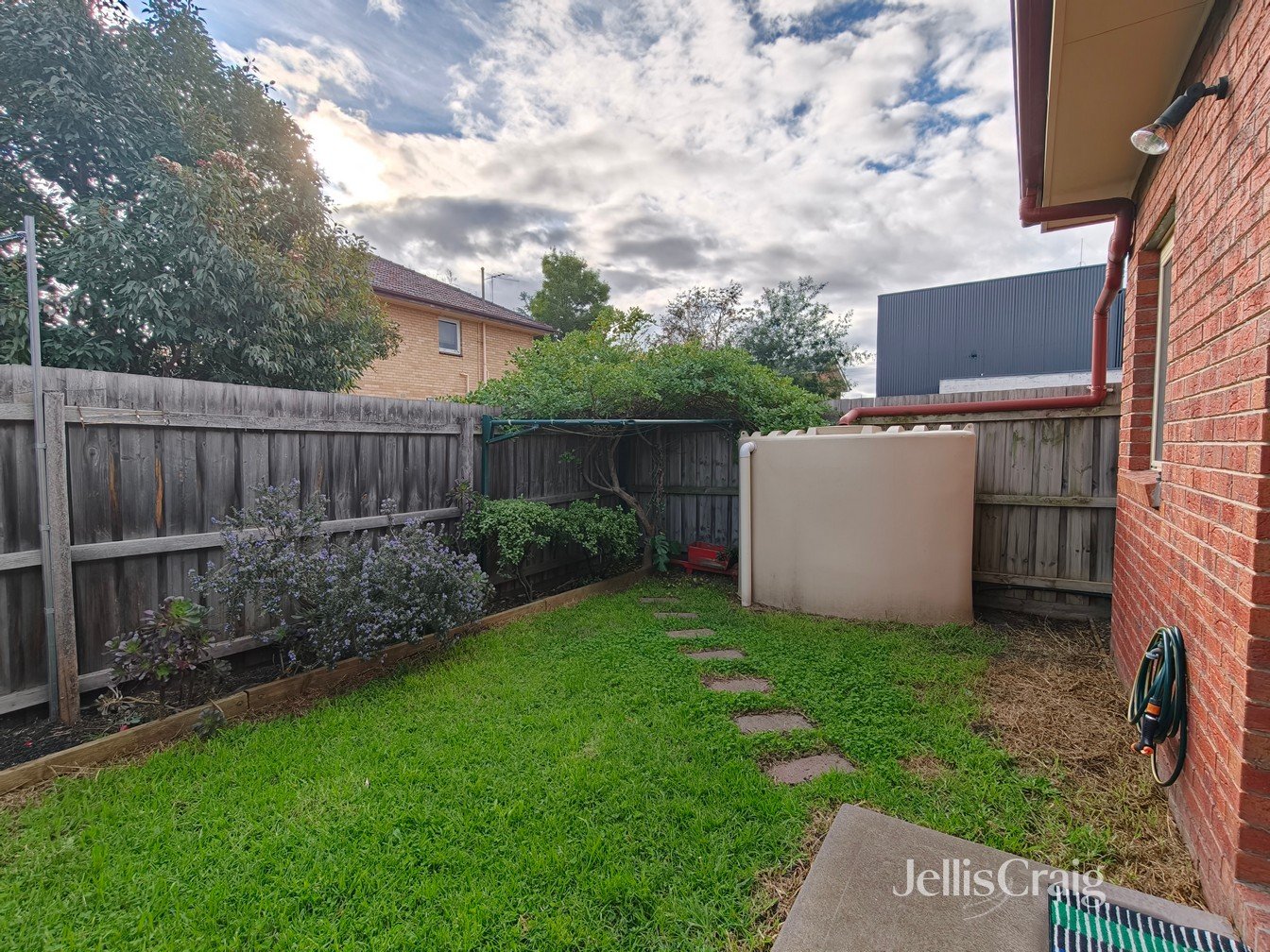 3/107 Pearson Street, Brunswick&nbsp;West image 8