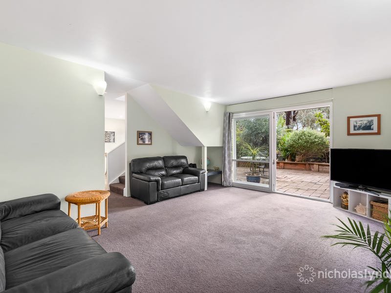 Property Gallery Thumbnail 3