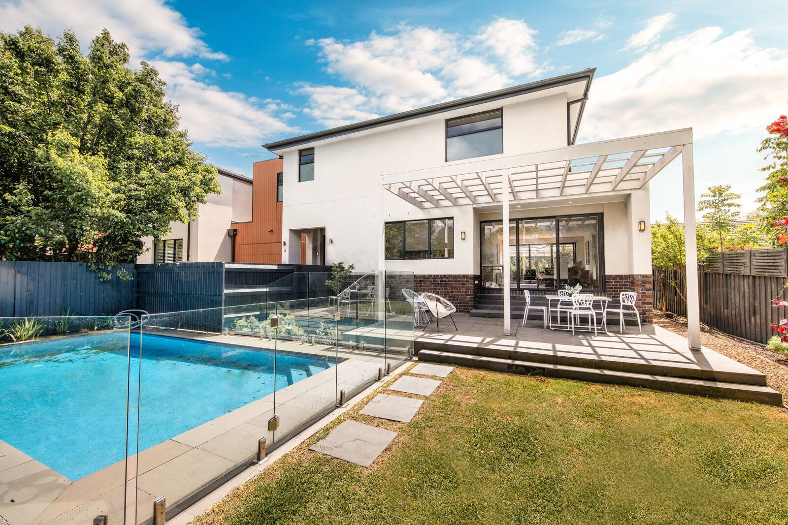 Property Gallery - Main Image