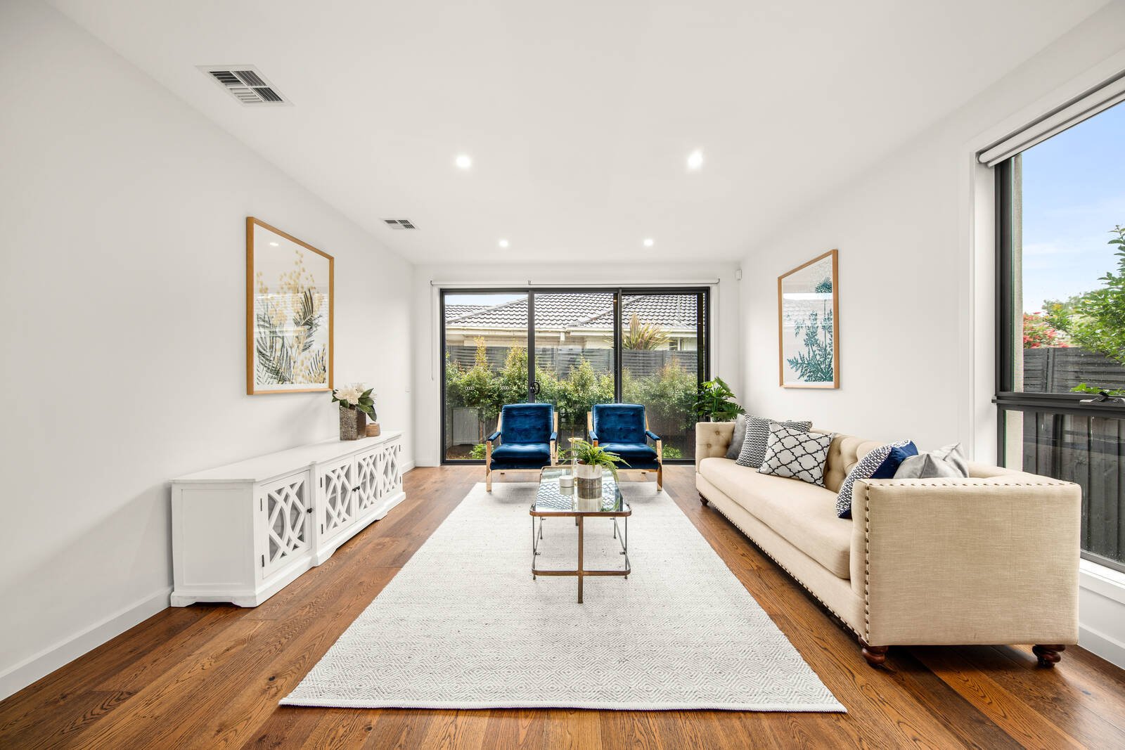 Property Gallery Thumbnail 3