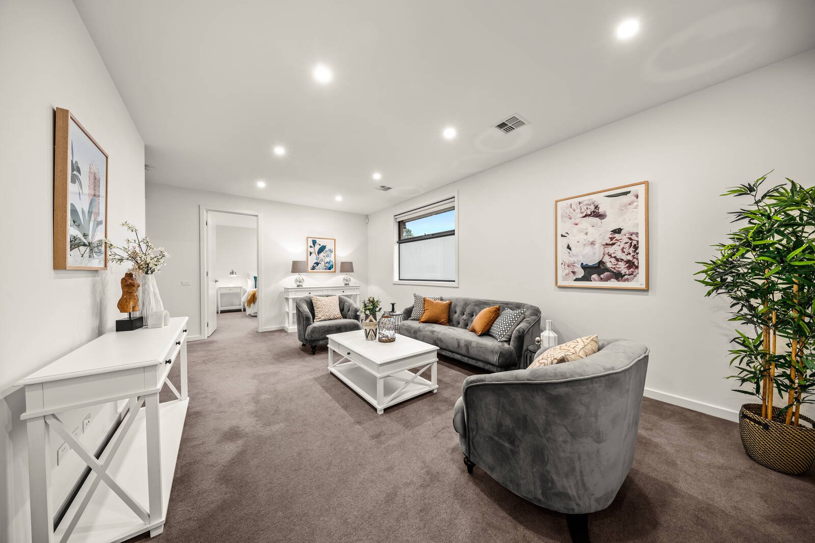 Property Gallery Thumbnail 15
