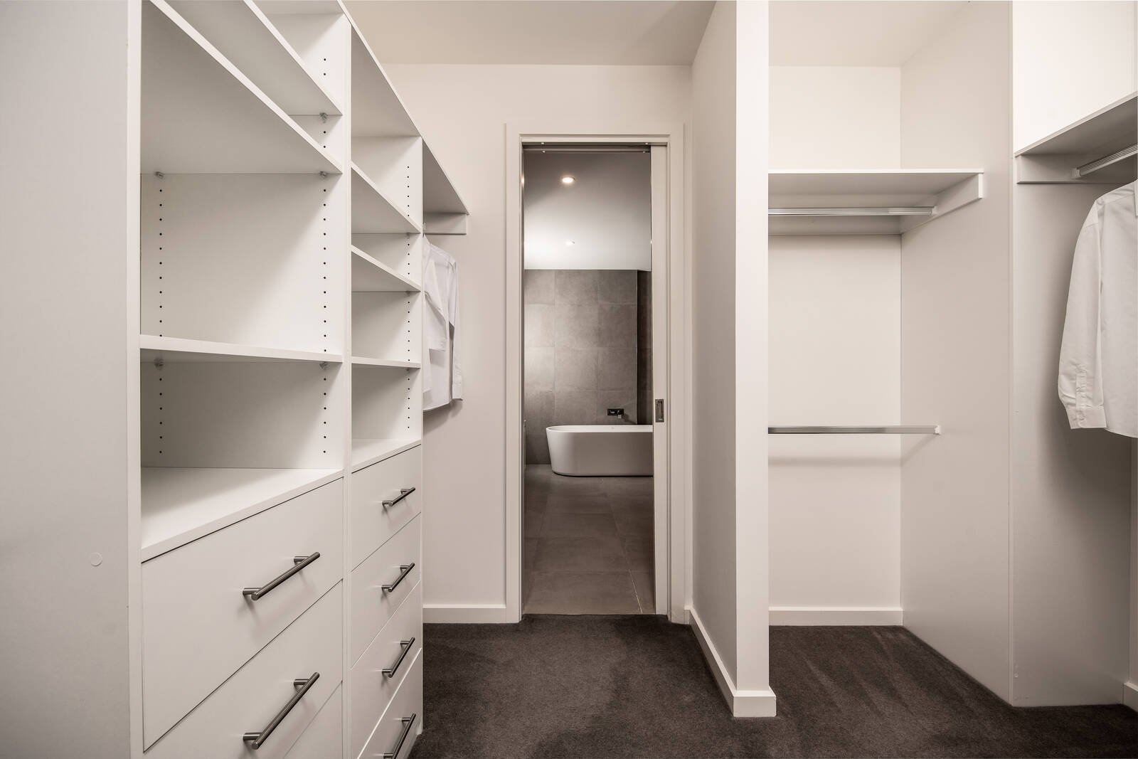 Property Gallery Thumbnail 19