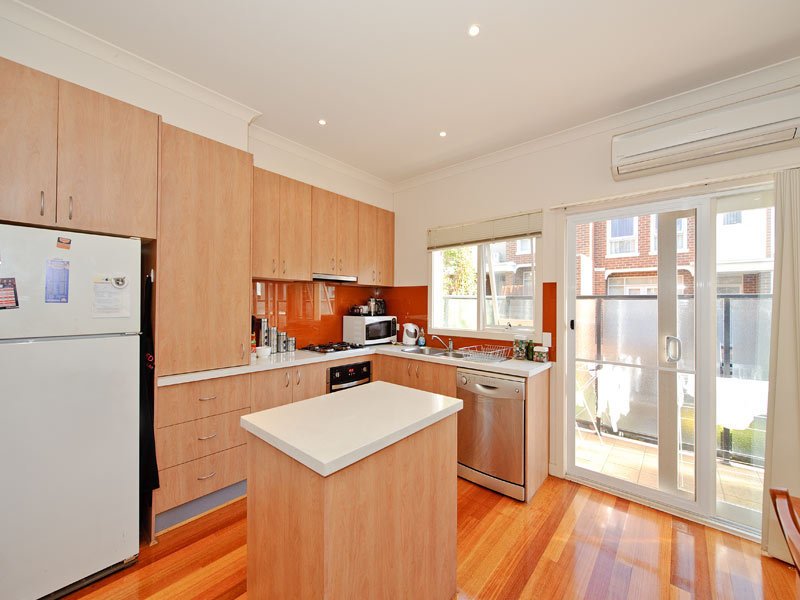 3/1082-1084 Whitehorse Road, Box Hill image 3
