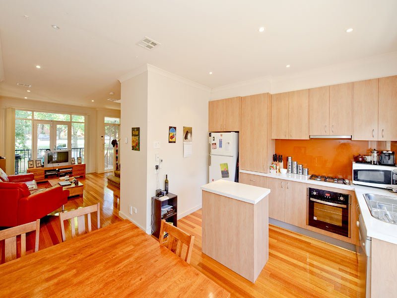 3/1082-1084 Whitehorse Road, Box Hill image 4