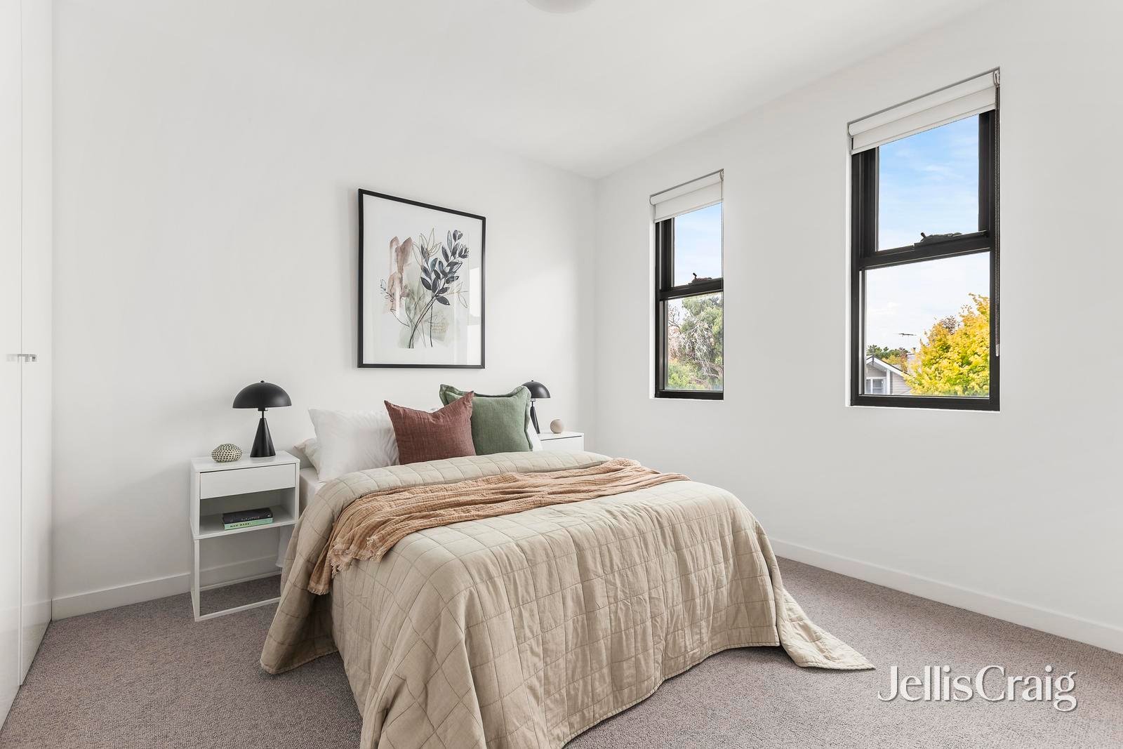 3/109 Asling Street, Brighton image 6