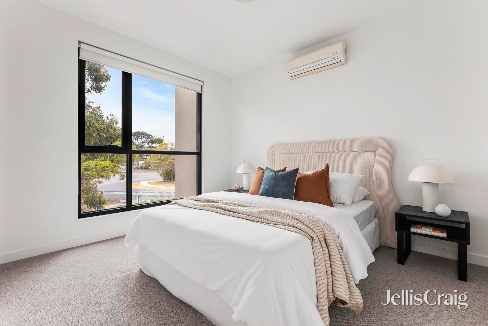 3/109 Asling Street, Brighton image 8