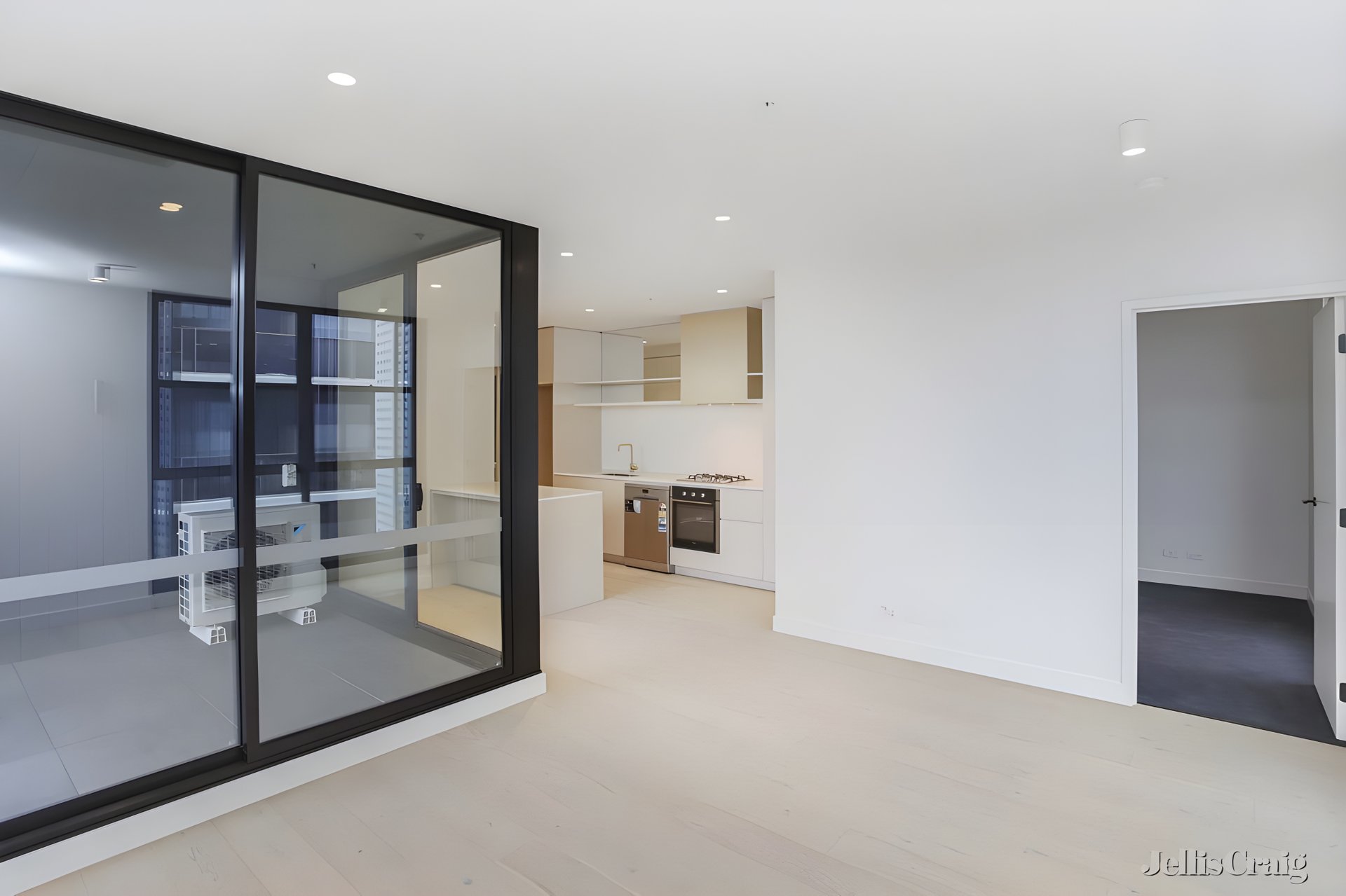 310/9 Shuter Street, Moonee Ponds image 5