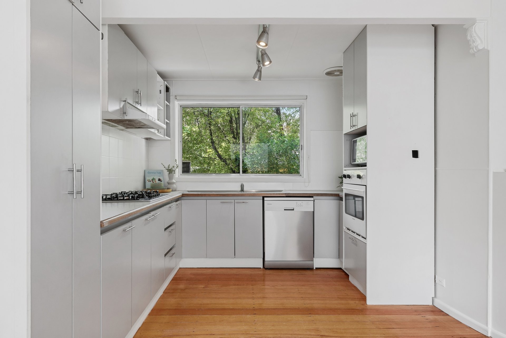 3/11-13 The Pass, Croydon image 3