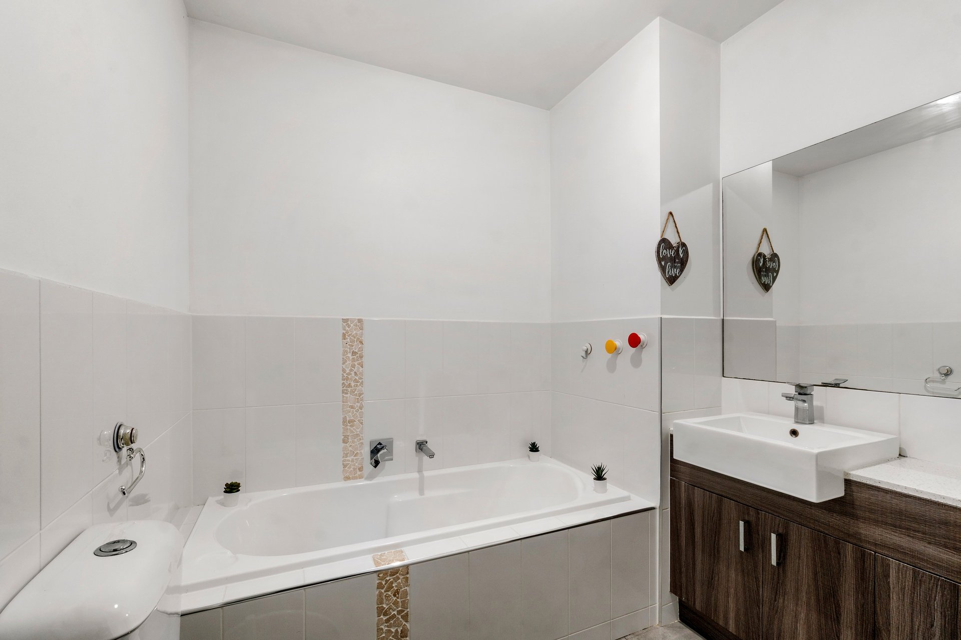 3/11 Cameron Road, Croydon image 5