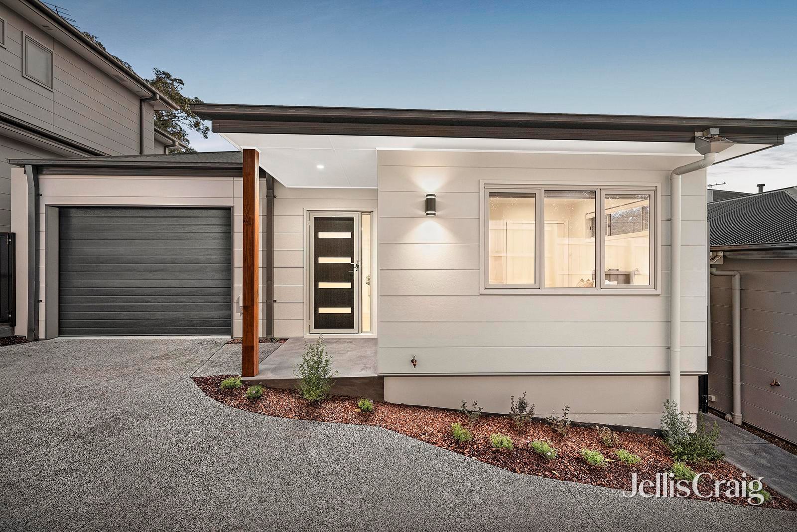 3/11 Caroline Street, Kilsyth image 1
