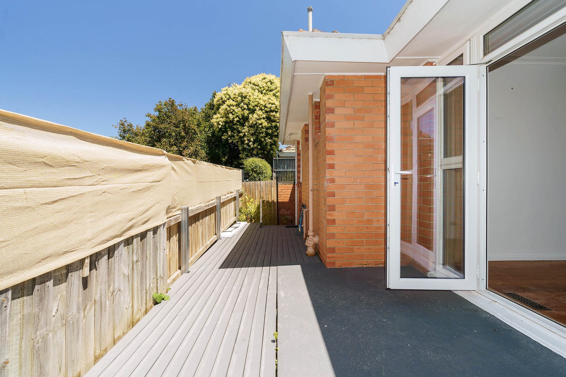 Property Gallery Thumbnail 7