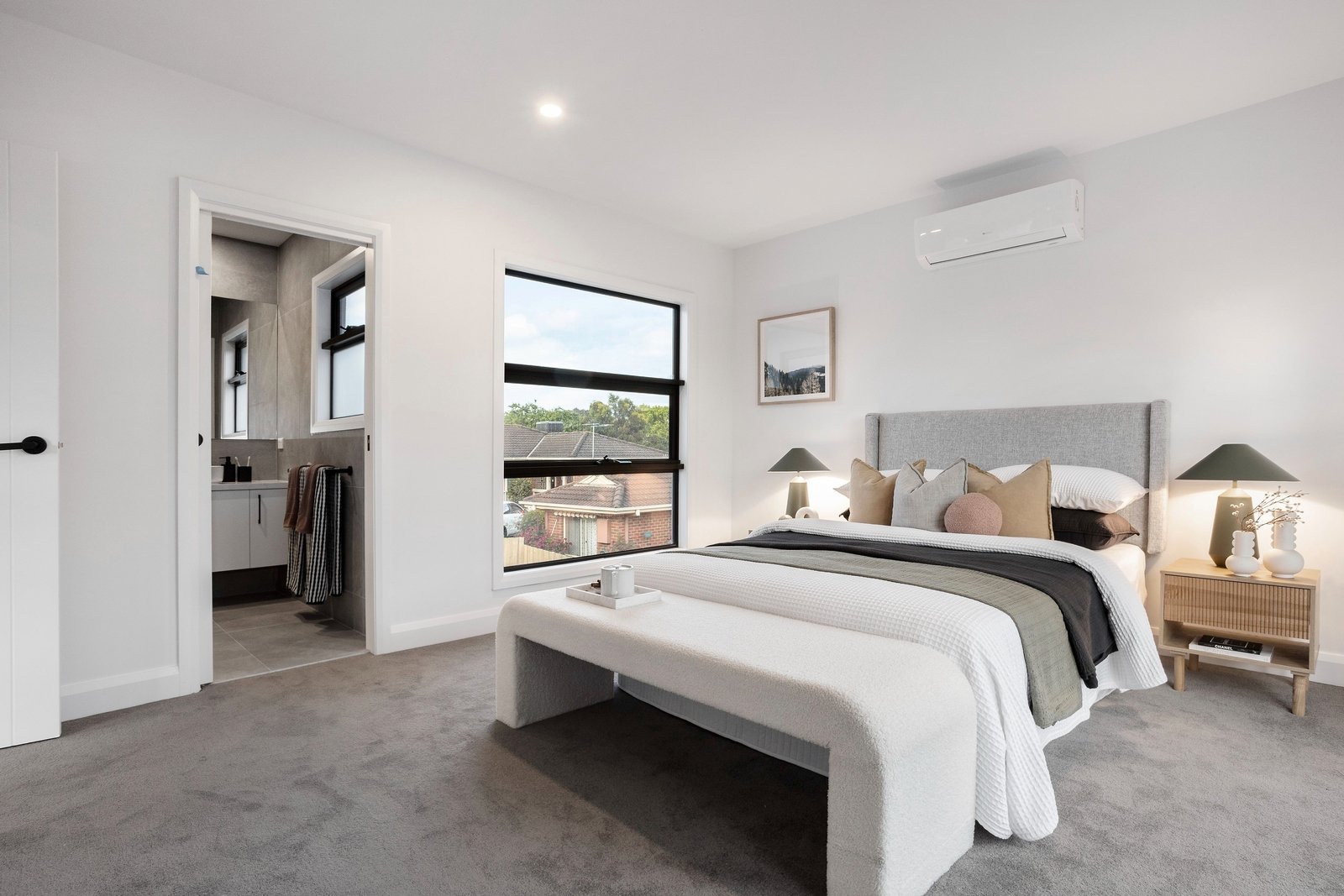 Property Gallery Thumbnail 4
