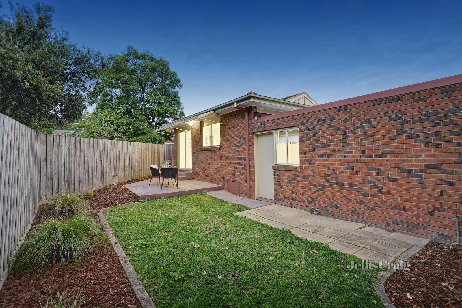 3/11 Hedge End Road, Mitcham image 15