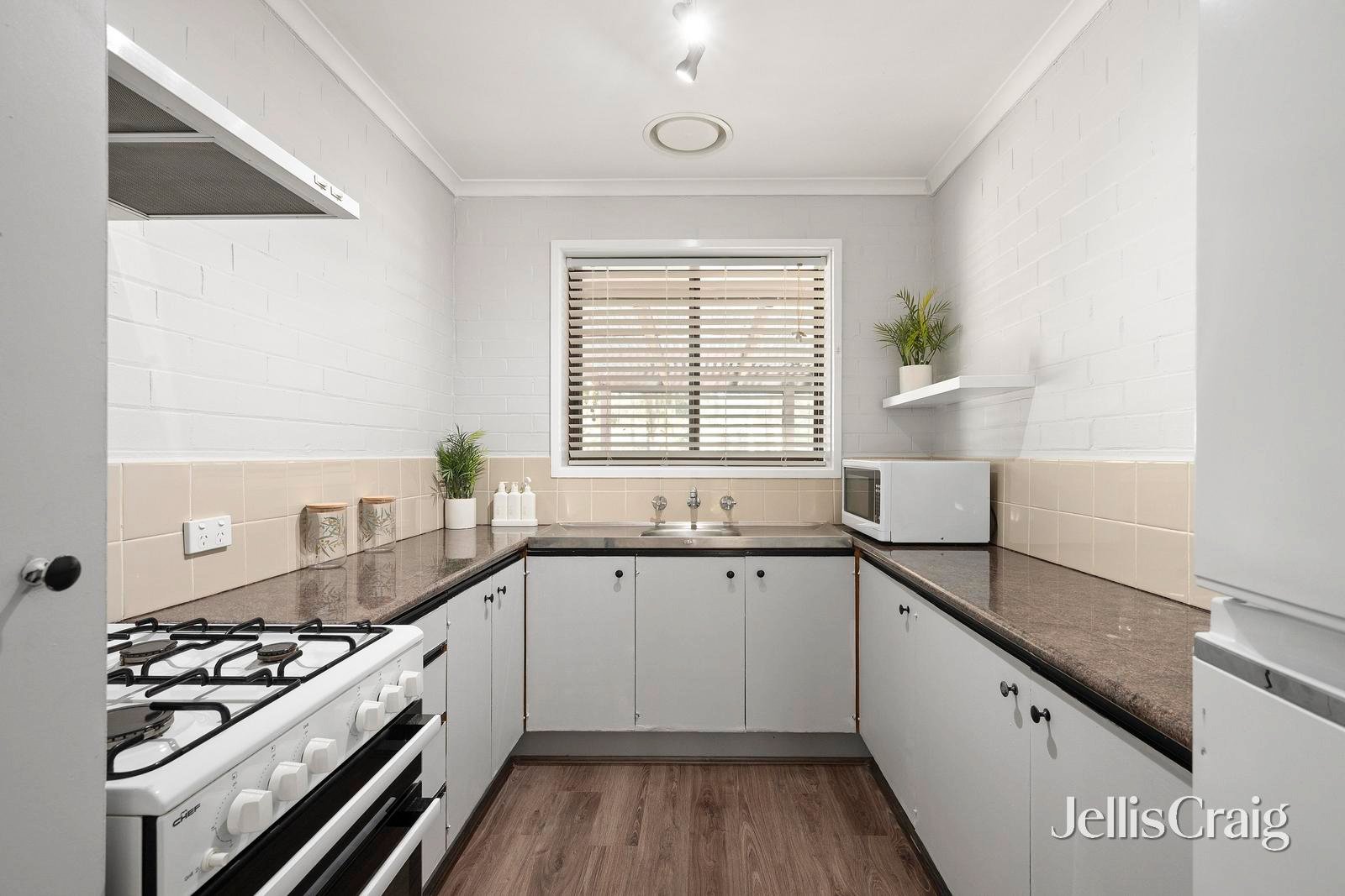 3/11 Jules Court, Yarra&nbsp;Glen image 2