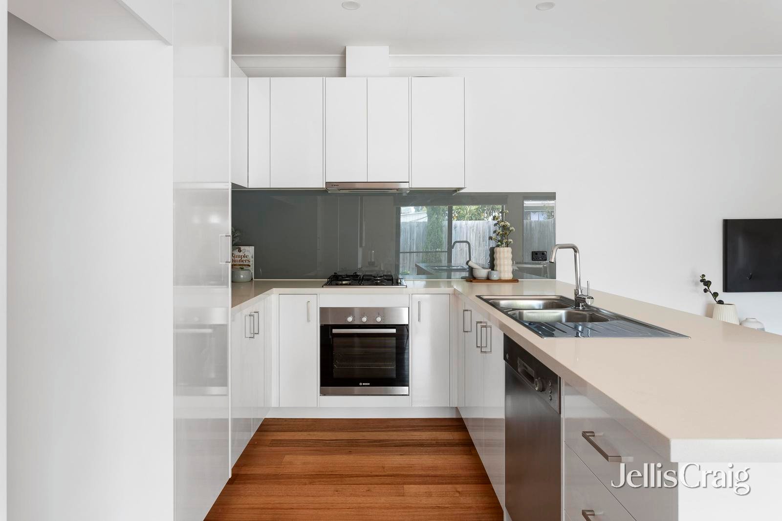3/11 Mihil Street, Preston image 4