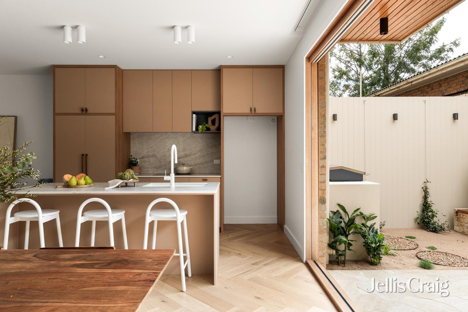 3/11 Pender Street, Thornbury image 5