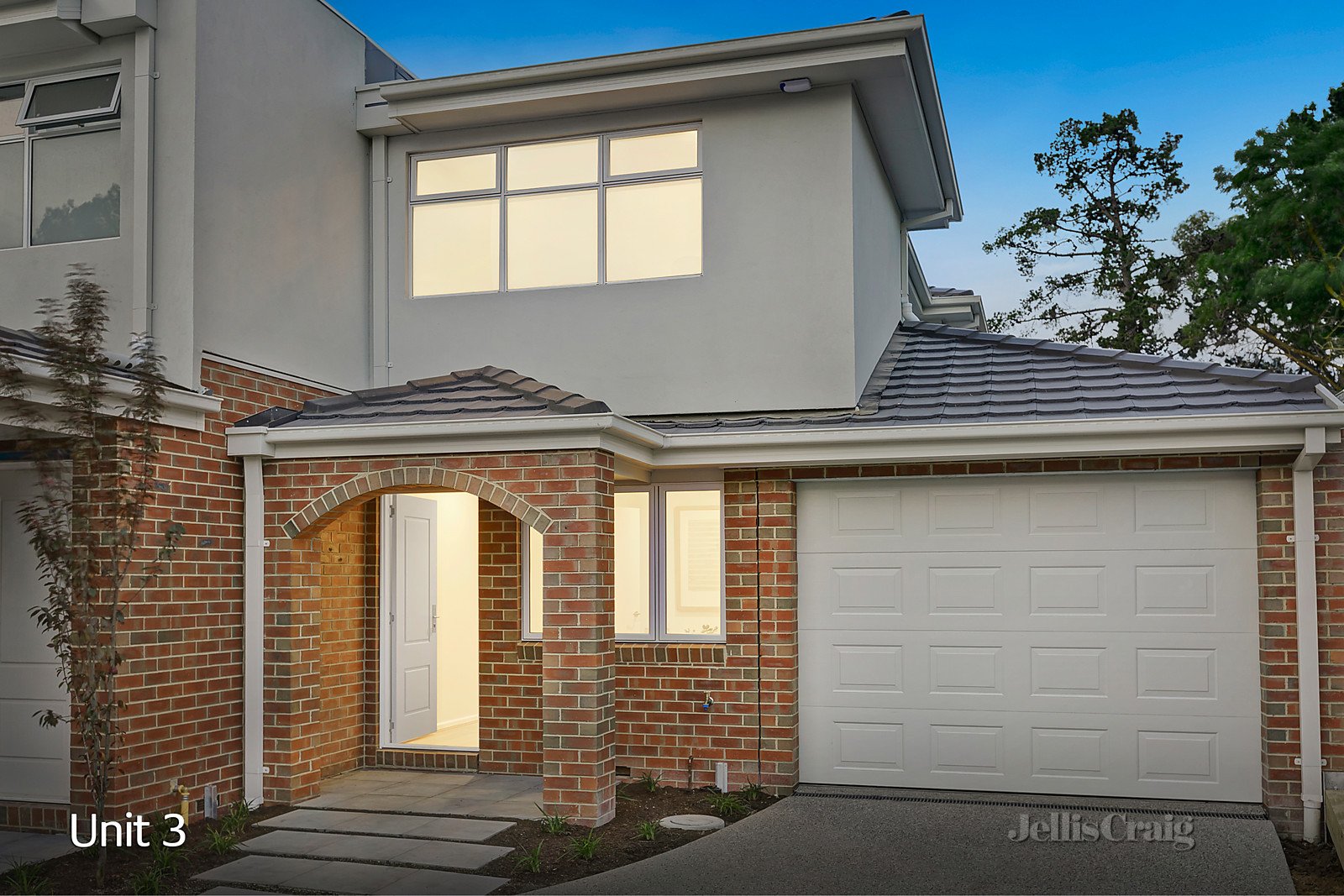 3/11 Sunbury Crescent, Surrey Hills image 3