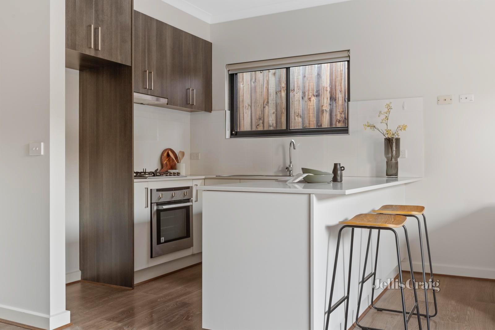3/110-112 Nell Street, Greensborough image 4