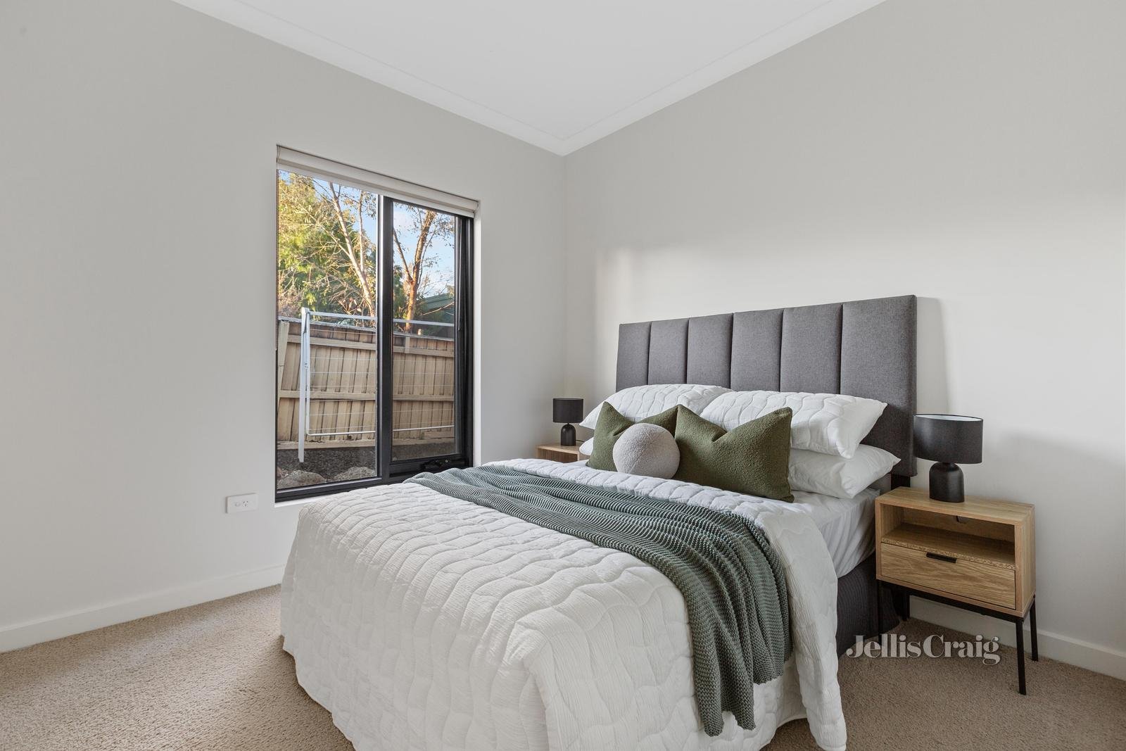 3/110-112 Nell Street, Greensborough image 7