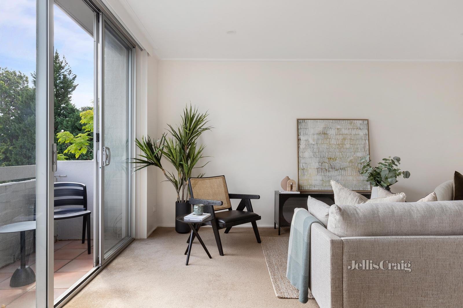 3/110 Caroline Street, South Yarra image 7