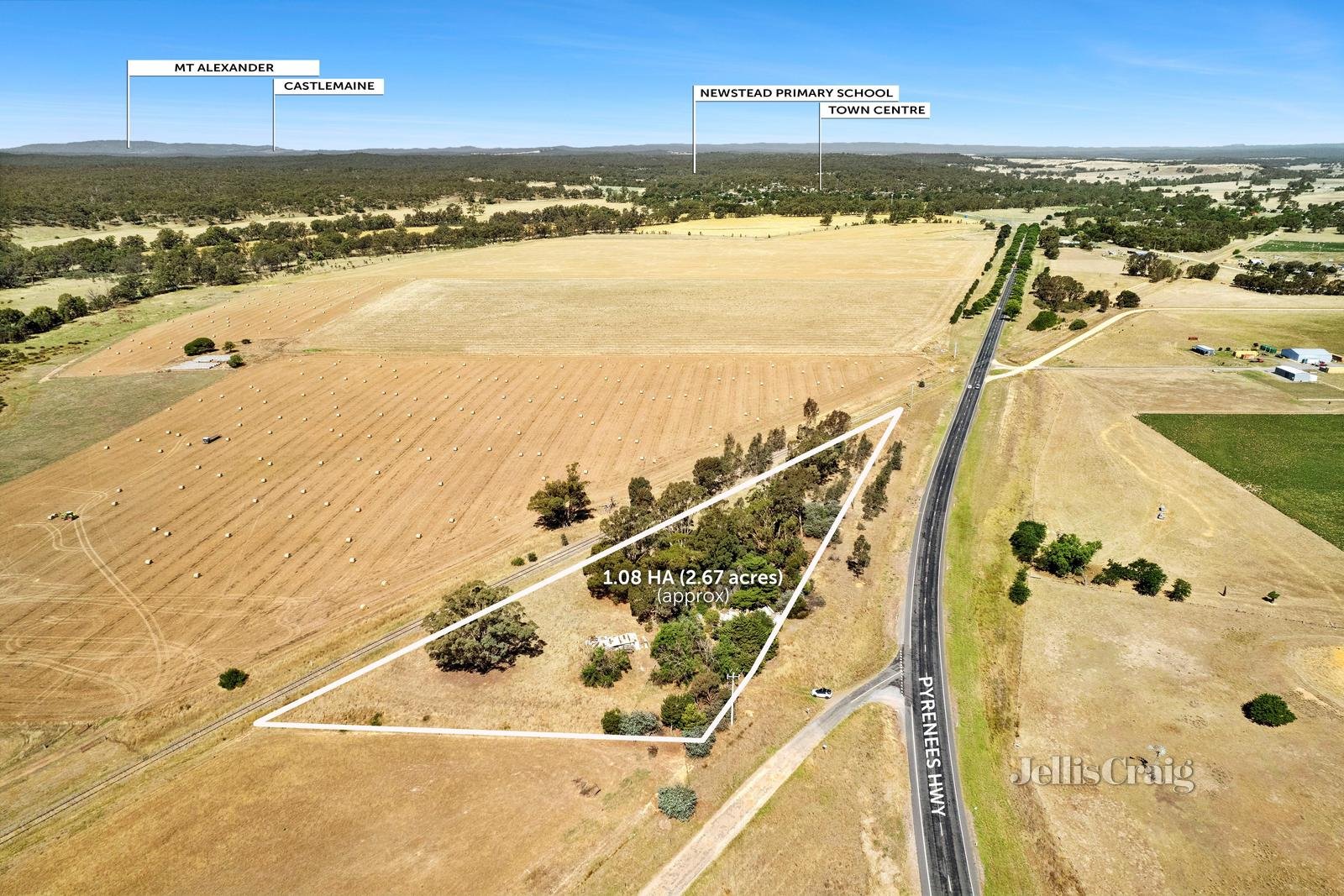 3110 Pyrenees Highway, Newstead image 1