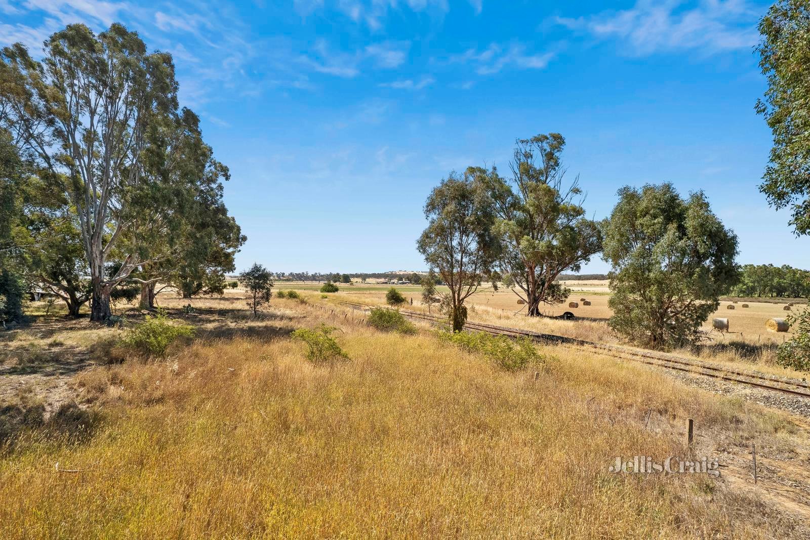 3110 Pyrenees Highway, Newstead image 2