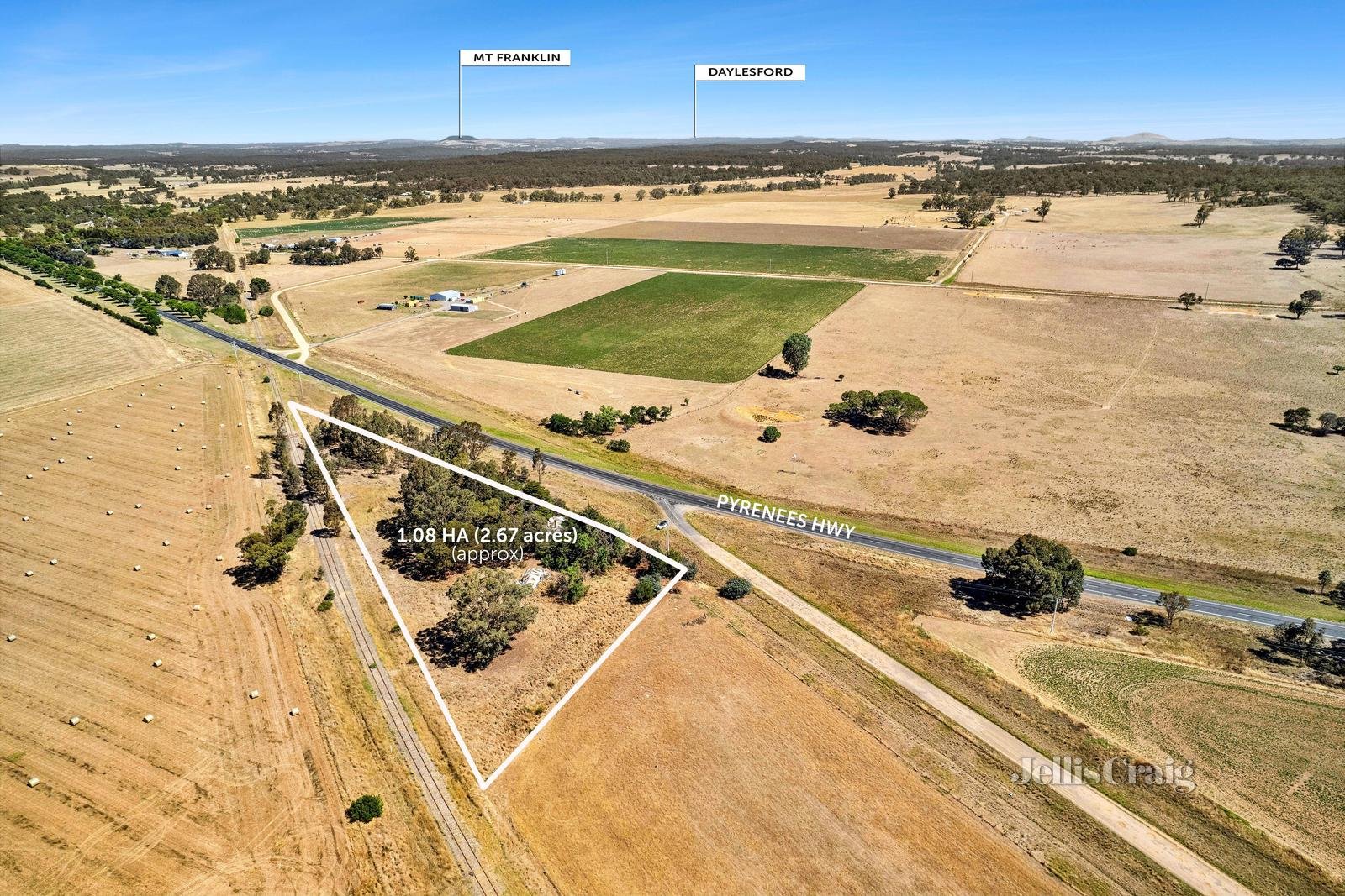 3110 Pyrenees Highway, Newstead image 4