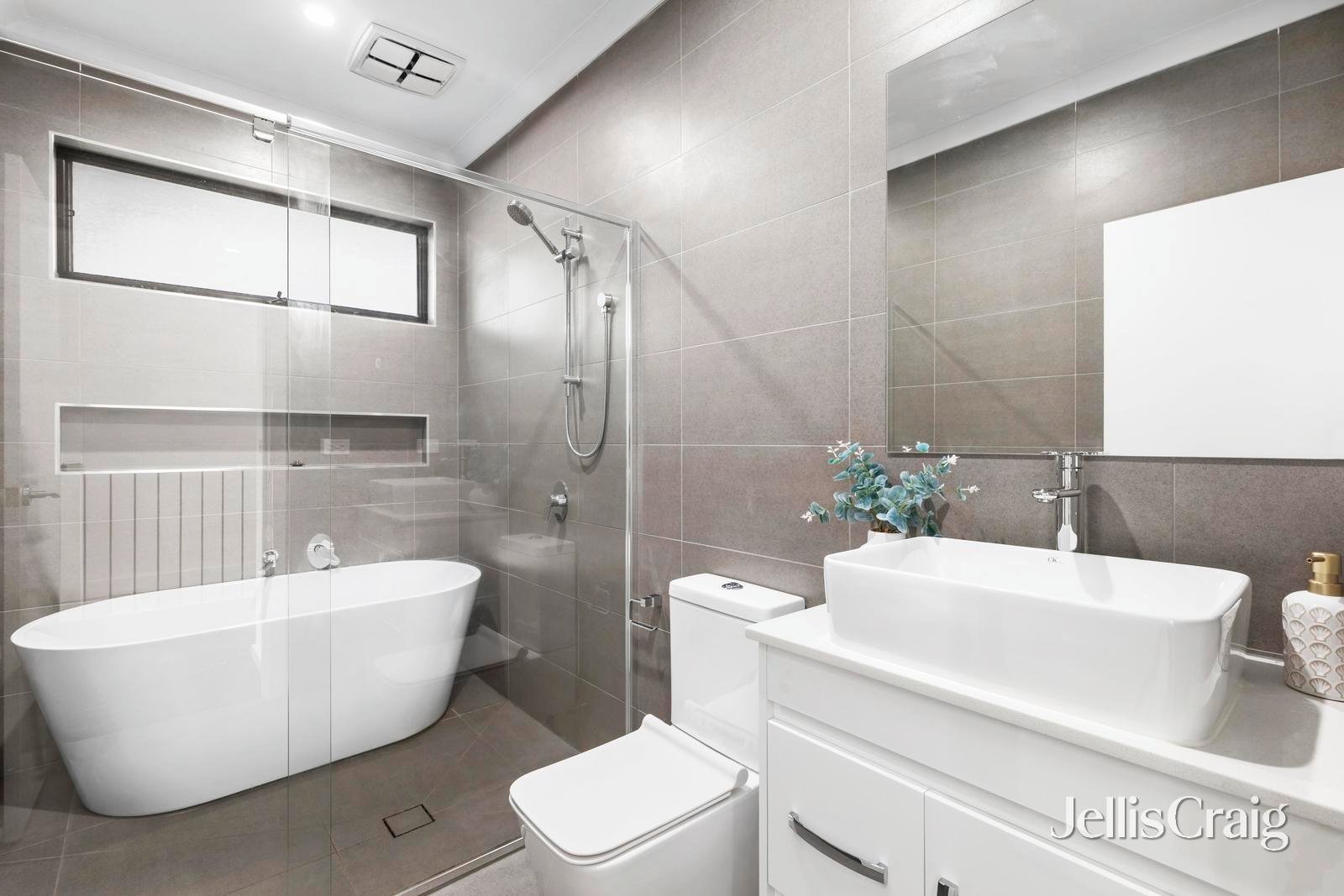 3/111 Lemont Avenue, Mount&nbsp;Waverley image 5